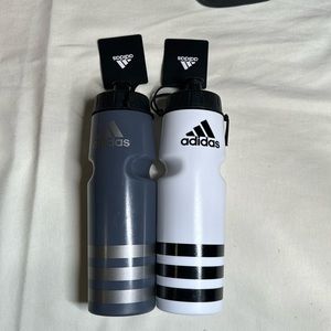 Adidas 750ml squeeze plastic sport water bottle NWT! (2 bottles) Gray and White